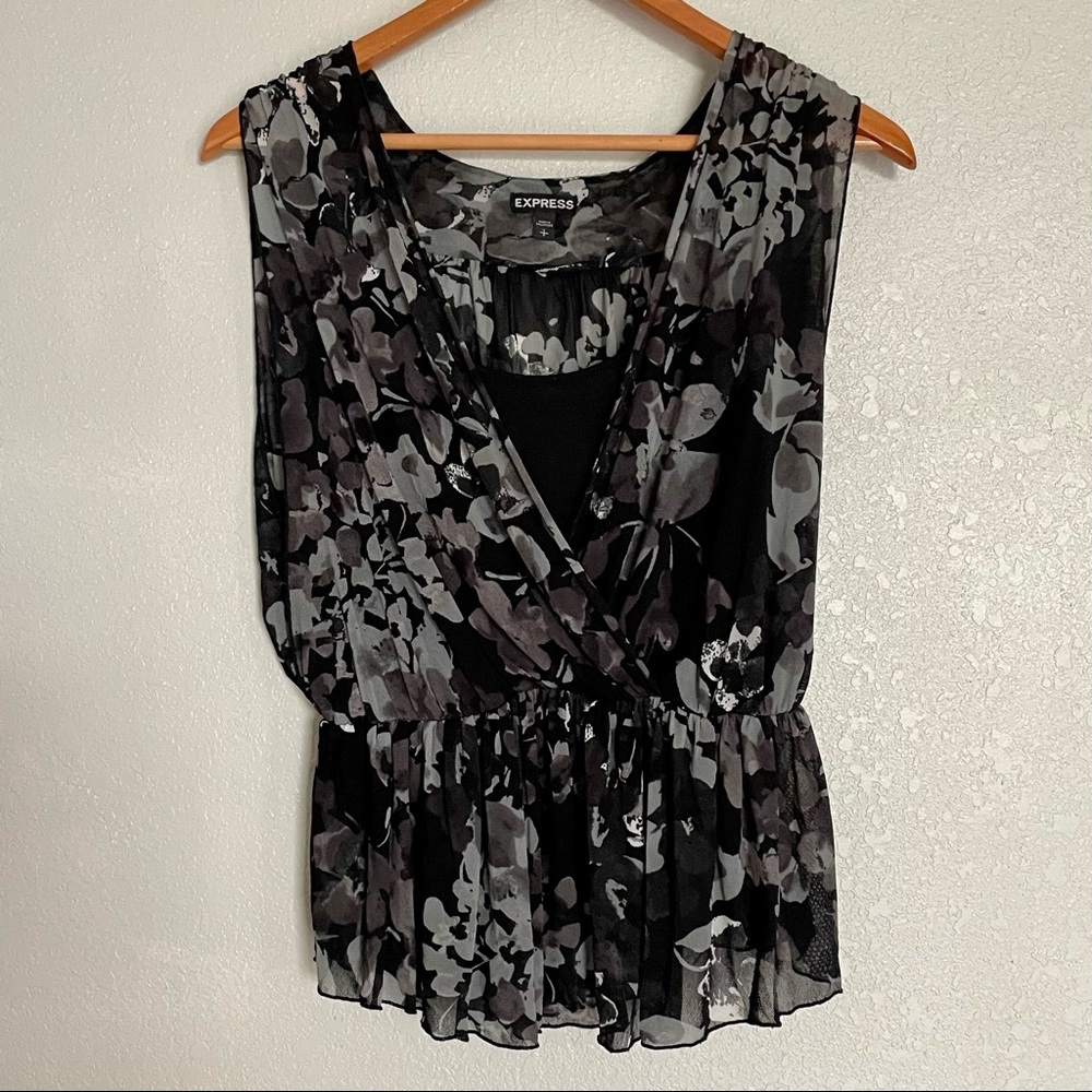 Express - Sleeveless Gray Floral Top - Size S/P